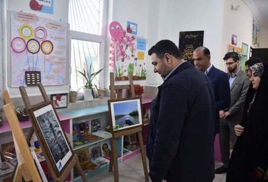 گشایش نمایشگاه آثار دومین مسابقه منطقه‌ای عکاسی خلیج فارس در مرکز فرهنگی نخل تقی